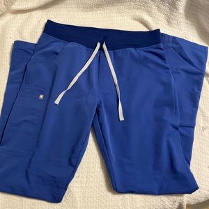 Figs Kade cargo bottoms